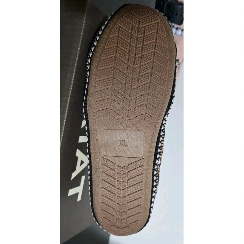 NEW Ariat Girls‎ 7/8 Crius Clog Slippers  Brown Leopard XL Fuzzy Cozy Lounge Kid